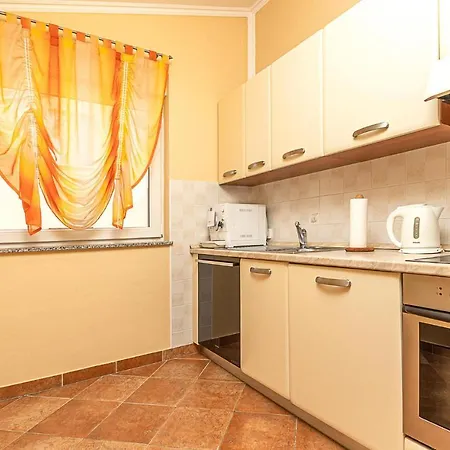 Apartment Gorgeous In With Kitchen *
